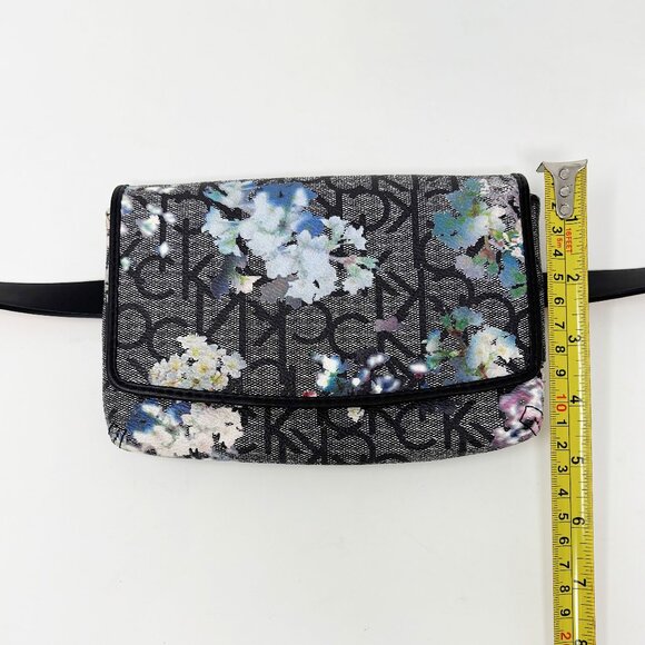 Calvin Klein belt bag - Picture 8 of 10